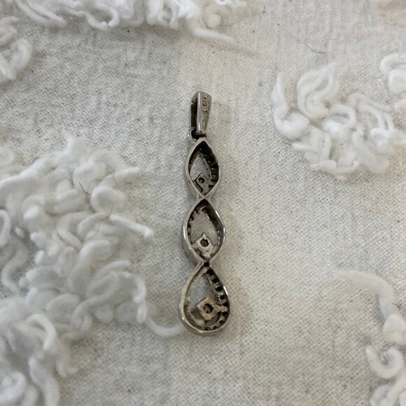 STERLING SILVER 3 Teardrop Cubic Zirconia Pendant Silver Elegant Minimalistic - Picture 2 of 4